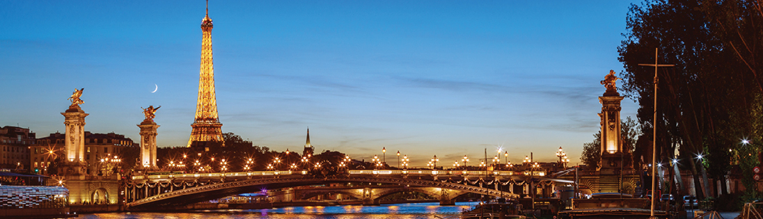Enjoy Paris at night