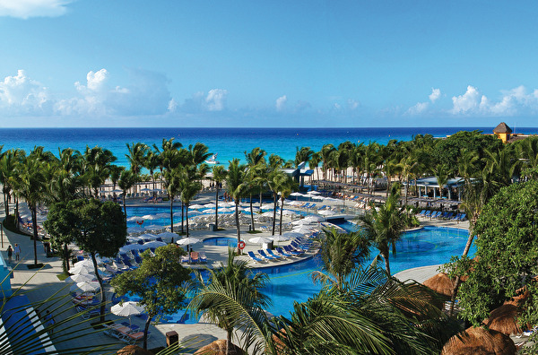 Relax at the Riu Yucatan